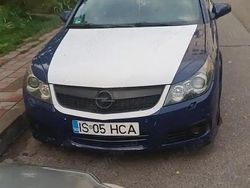 Utilizat 2005 Opel Signum Break | 3.200 EUR