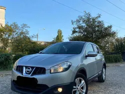 Gri Utilizat 2013 Nissan Qashqai SUV | 7.800 EUR (Preț OK)