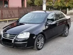 Utilizat 2007 VW Jetta Berlinǎ | 2.700 EUR