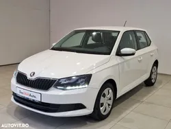 Albnormal Utilizat 2018 Skoda Fabia Ambition Hatchback | 8.250 EUR (Scump)