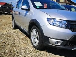 Gri Utilizat 2014 Dacia Sandero Stepway Hatchback | 4.800 EUR (Super Preț)