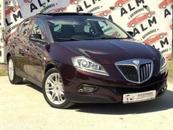 Culoarerosu Utilizat 2010 Lancia Delta Hatchback | 3.990 EUR