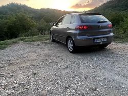 Utilizat 2005 Seat Ibiza Hatchback | 650 EUR (Preț bun)