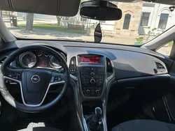 Utilizat 2011 Opel Astra Sport | 3.500 EUR (Preț OK)