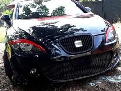 Negru Utilizat 2012 Seat Leon Hatchback | 3.650 EUR (Super Preț)