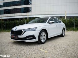 Alb Utilizat 2022 Skoda Octavia Ambition Berlinǎ | 14.990 EUR (Preț OK)