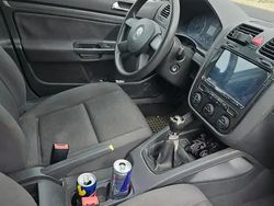 Utilizat 2005 VW Golf V Berlinǎ | 1.800 EUR