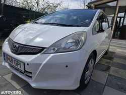 Culoarealb Utilizat 2012 Honda Jazz Comfort Hatchback | 5.500 EUR