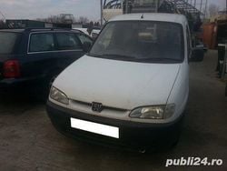 Utilizat 2001 Peugeot Partner Monovolum | 1.290 EUR