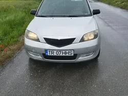 Utilizat 2004 Mazda 2 Hatchback | 900 EUR