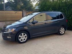 Gri Utilizat 2016 VW Touran Highline Monovolum | 53.550 EUR