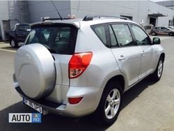Gri Utilizat 2008 Toyota RAV4 SUV | 7.999 EUR (Scump)
