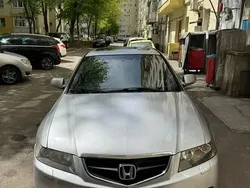 Utilizat 2004 Honda Accord Berlinǎ | 2.400 EUR