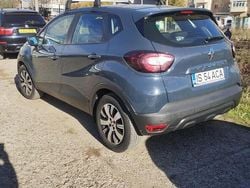 Culoarealbastru Utilizat 2019 Renault Captur Life SUV | 12.600 EUR (Preț OK)