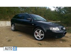 Negru metalizat Utilizat 2003 Audi A4 Break | 5.700 EUR