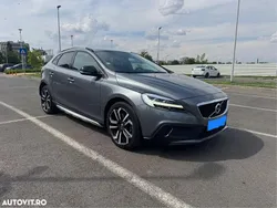 Gri Utilizat 2019 Volvo V40 CC Break | 12.990 EUR