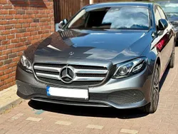 Gri Utilizat 2017 Mercedes E350 Avantgarde Berlinǎ | 26.000 EUR
