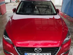 Roșu Utilizat 2017 Mazda 3 Hatchback | 10.200 EUR