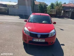 Rosu Utilizat 2012 Dacia Sandero Hatchback | 2.850 EUR (Preț OK)