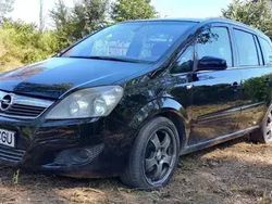 Negru Utilizat 2010 Opel Zafira Monovolum | 3.000 EUR (Preț bun)
