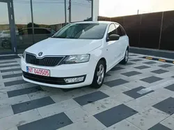 Alb Utilizat 2014 Skoda Rapid Ambition Hatchback | 5.399 EUR (Preț OK)