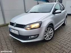Gri Utilizat 2010 VW Polo Trendline Hatchback | 4.200 EUR (Puțin scump)