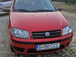 Culoarerosu Utilizat 2004 Fiat Punto Active Hatchback | 2.700 EUR