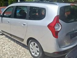 Gri Utilizat 2014 Dacia Lodgy Monovolum | 3.300 EUR (Preț bun)