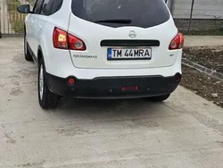 Utilizat 2009 Nissan Qashqai SUV | 4.200 EUR (Preț bun)