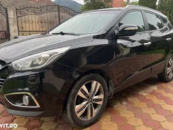 Negru Utilizat 2015 Hyundai ix35 Premium SUV | 6.990 EUR (Super Preț)
