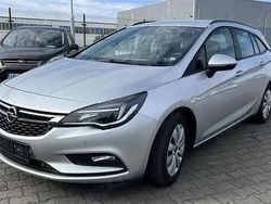 Argintiu Utilizat 2016 Opel Astra Exklusiv Break | 6.350 EUR (Puțin scump)