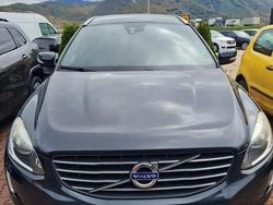 Culoarenegru Utilizat 2017 Volvo XC60 SUV | 13.800 EUR (Super Preț)