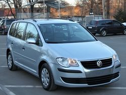 Argintiu Utilizat 2008 VW Touran Monovolum | 5.350 EUR (Puțin scump)