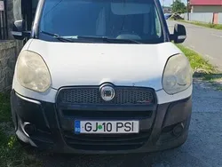 Alb Utilizat 2010 Fiat Doblò Monovolum | 3.200 EUR (Preț OK)