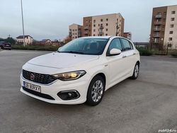 Alb Utilizat 2016 Fiat Tipo Lounge Hatchback | 7.990 EUR (Scump)