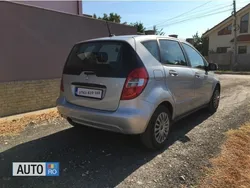 Gri Utilizat 2010 Mercedes A180 Hatchback | 4.700 EUR (Puțin scump)