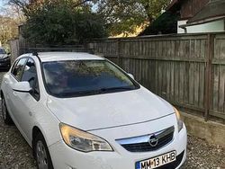 Utilizat 2011 Opel Astra Hatchback | 3.800 EUR (Preț OK)