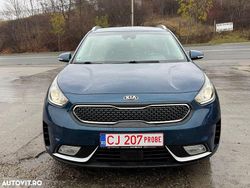 Culoarealbastru Utilizat 2017 Kia Niro Spirit SUV | 13.700 EUR (Scump)