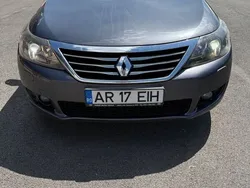 Gri Utilizat 2011 Renault Latitude Berlinǎ | 3.299 EUR
