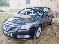 Gri Utilizat 2009 Opel Insignia Sport Break | 3.200 EUR (Preț bun)