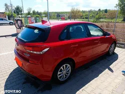 Rosu Utilizat 2017 Hyundai i30 Style Hatchback | 6.500 EUR