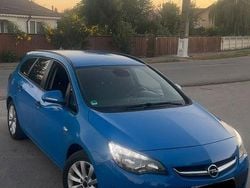 Culoarealbastru Utilizat 2014 Opel Astra Edition Break | 4.150 EUR (Preț bun)