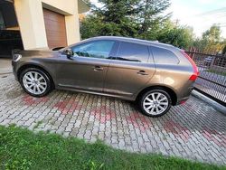 Culoaremaro Utilizat 2014 Volvo XC60 Summum SUV | 13.000 EUR (Preț OK)