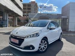 Culoarealb Utilizat 2019 Peugeot 208 Style Hatchback | 5.699 EUR (Preț bun)