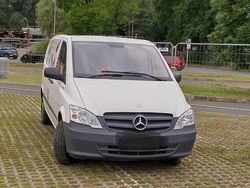 Culoarealb Utilizat 2013 Mercedes Vito Monovolum | 7.900 EUR (Super Preț)
