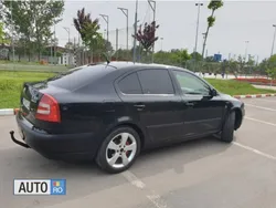 Negru Utilizat 2006 Skoda Octavia Berlinǎ | 4.200 EUR (Preț OK)