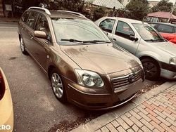 Culoaremaro Utilizat 2005 Toyota Avensis Break | 2.800 EUR (Preț OK)