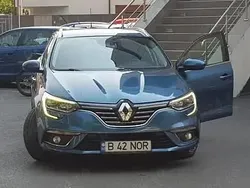 Albastru Utilizat 2019 Renault Mégane GrandTour Intens Break | 10.900 EUR (Preț OK)