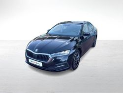 Negru metalic perleffect Utilizat 2022 Skoda Octavia Ambition | 22.750 EUR (Puțin scump)