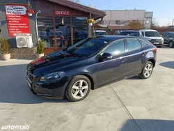 Albastru Utilizat 2015 Volvo V40 CC Kinetic Break | 6.999 EUR